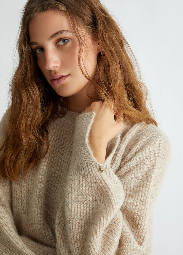 Extra soft pullover