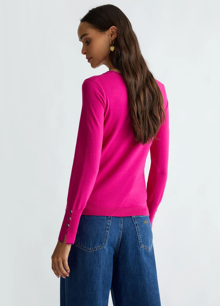 Round neck jumper