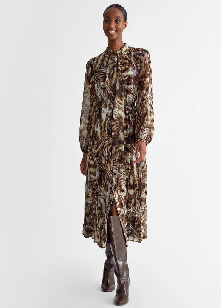 Shirt dress with animal print