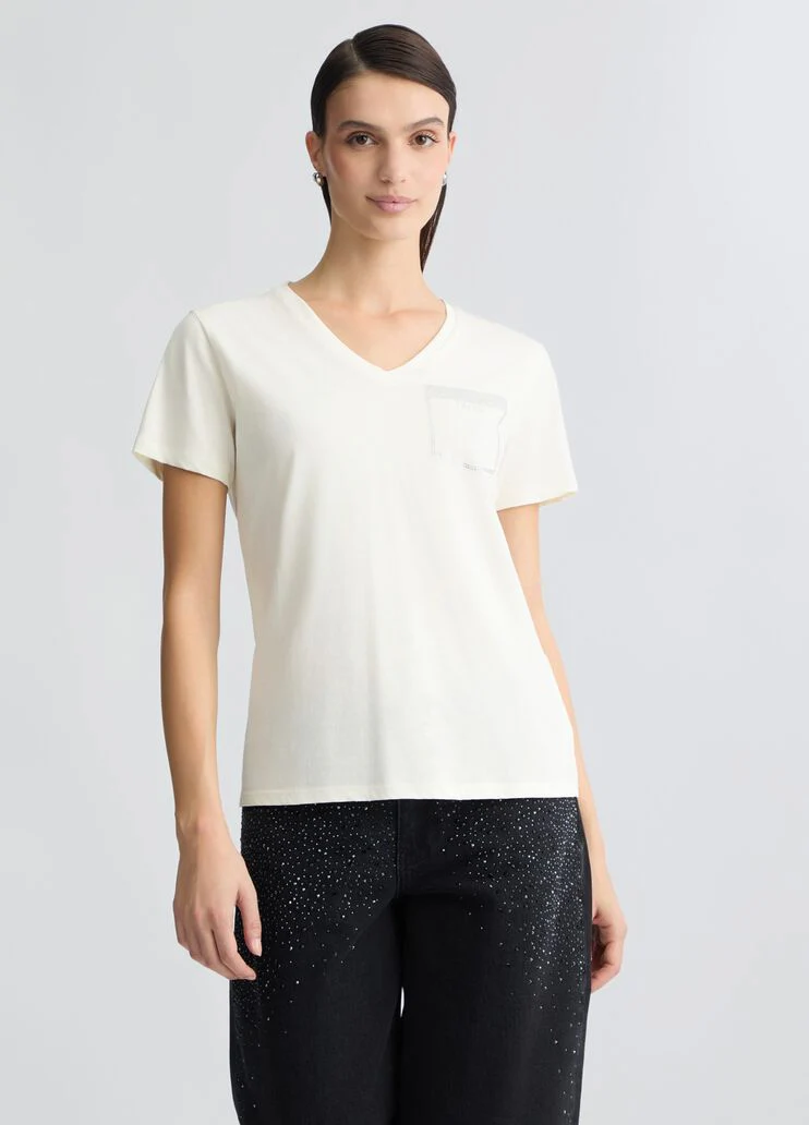 T-shirt with rhinestones