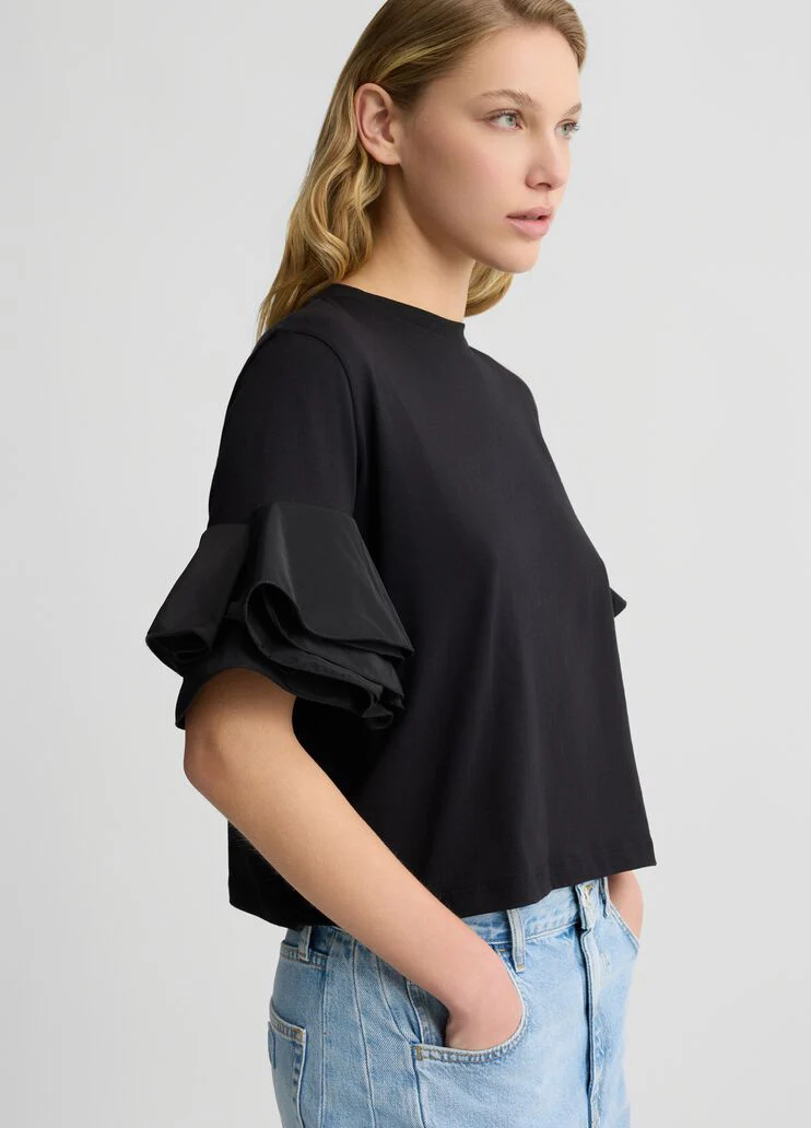 Black T-shirt with black flounced detailing