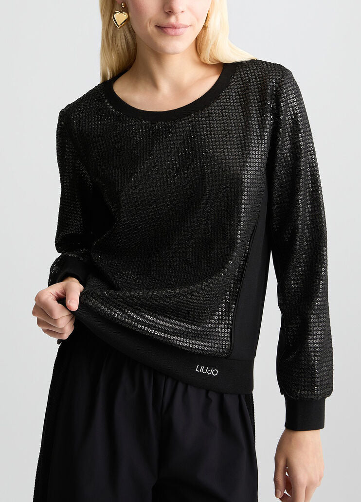 Sweatshirt with sequins