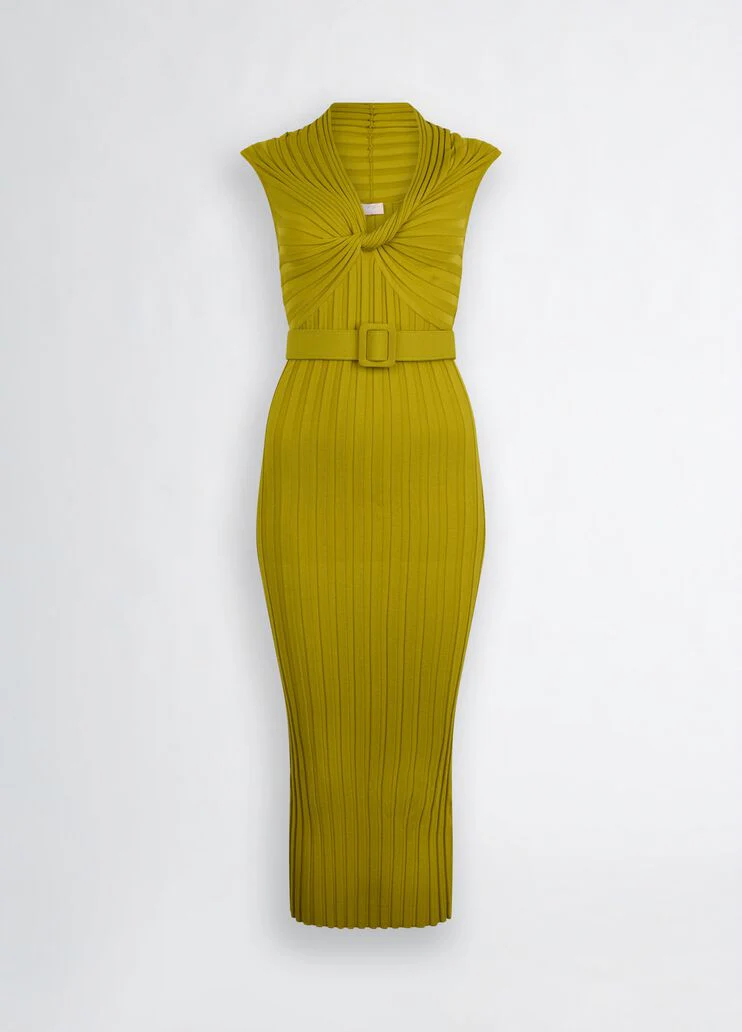 Knit dress with belt