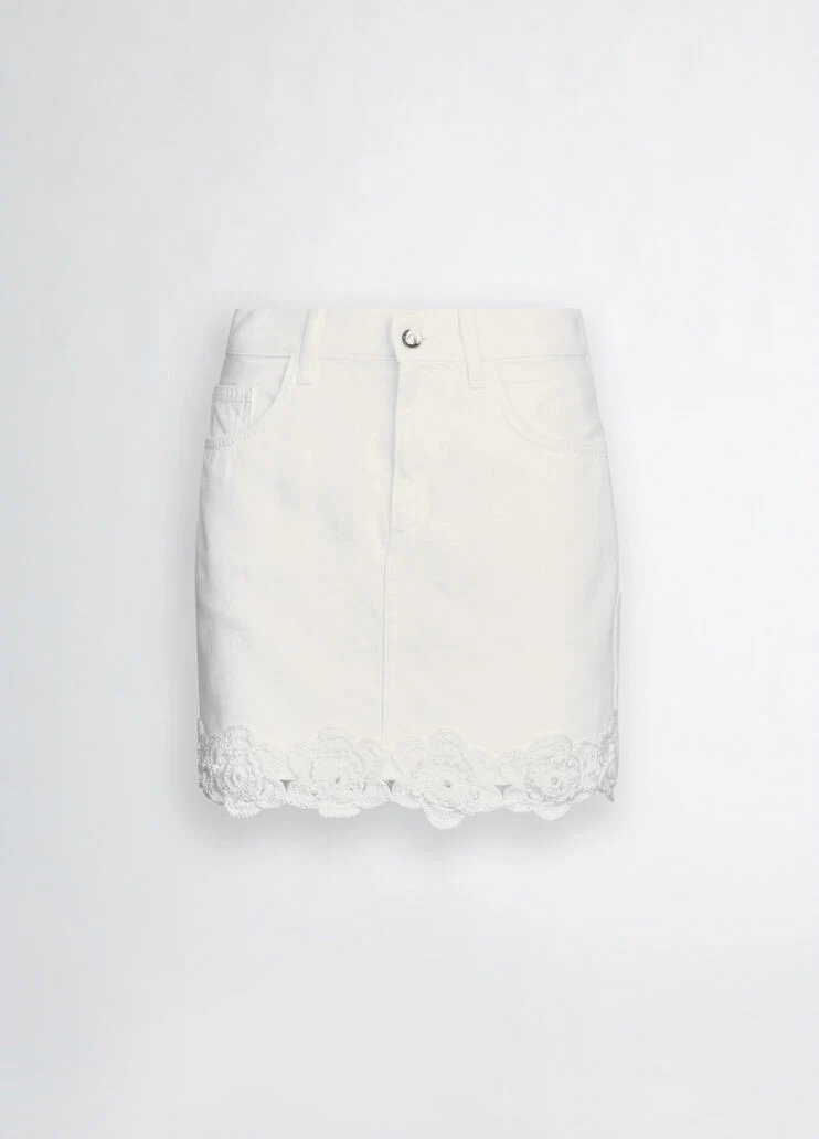 White miniskirt with embroidery