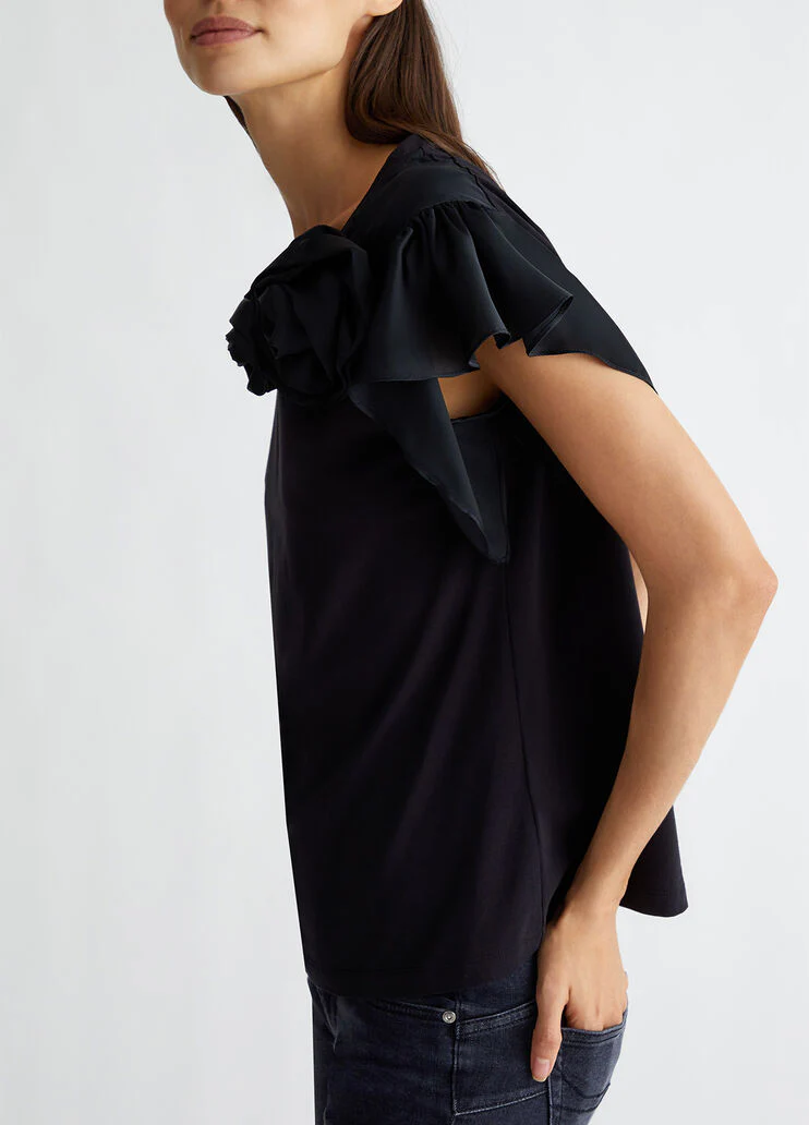 Jersey T-shirt with roses