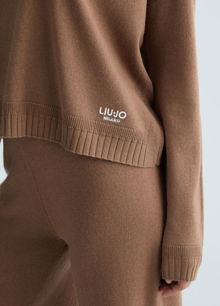 Brown cashmere and wool jumper