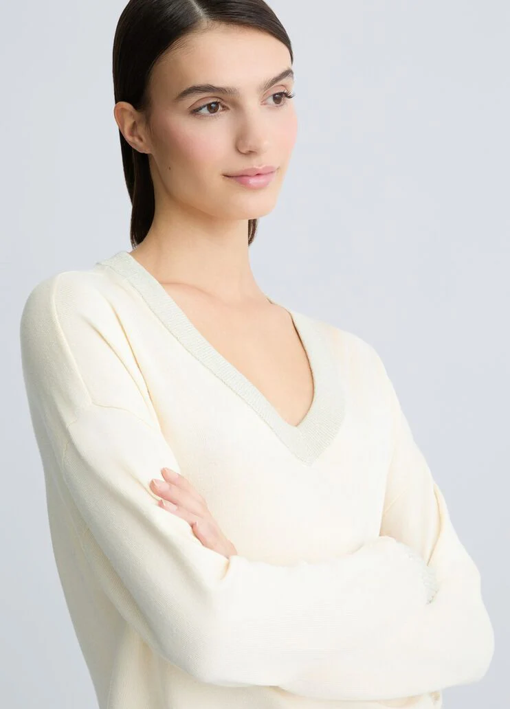 Ivory V-neck jumper