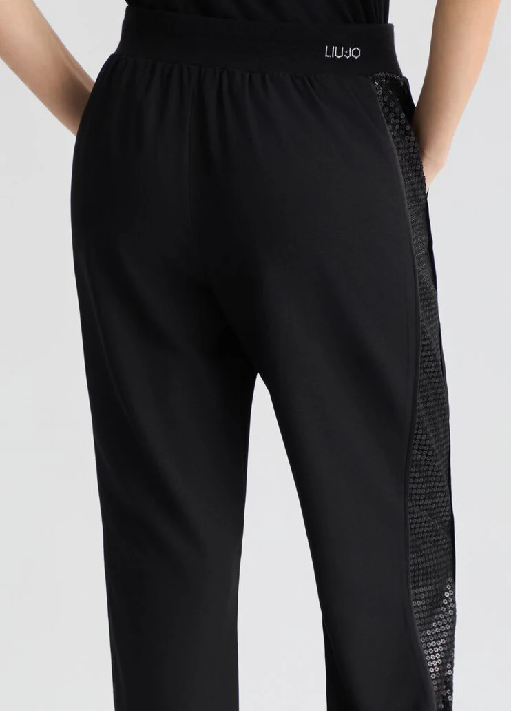 Joggers with sequins