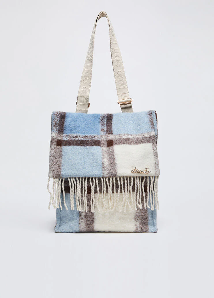Wool-blend shopping tote