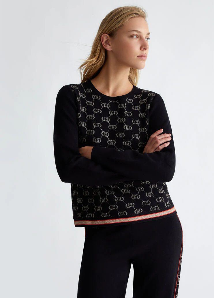 Sweater with monogram logo