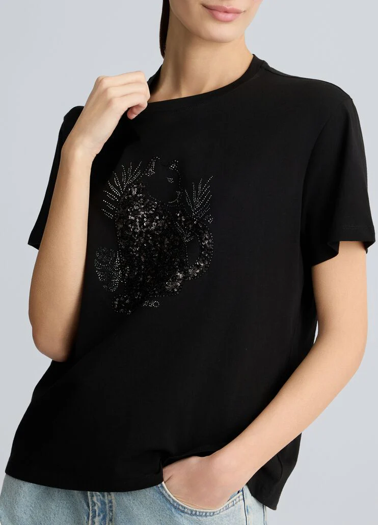 Cotton T-shirt with sequins and rhinestones
