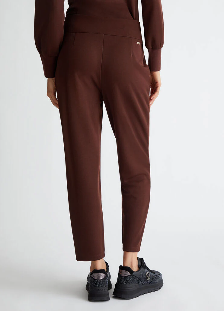 Jersey trousers with belt