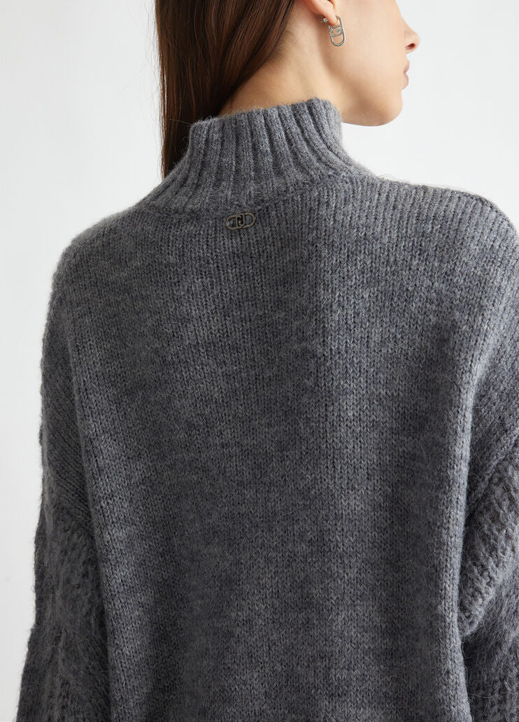 Turtleneck with sequins
