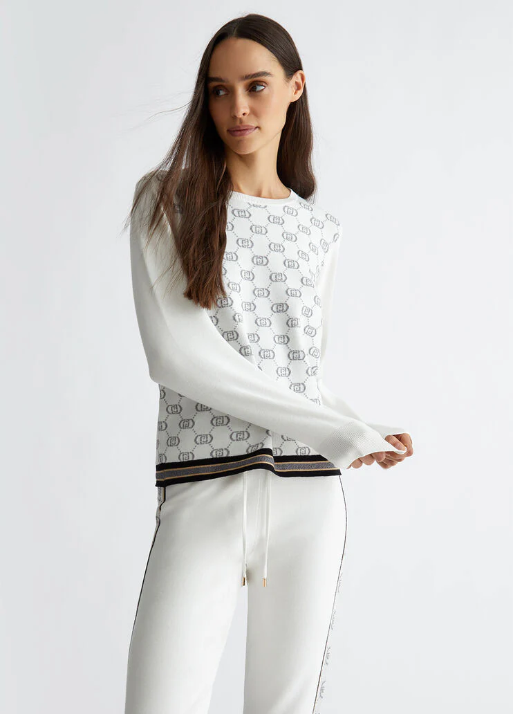 Sweater with monogram logo