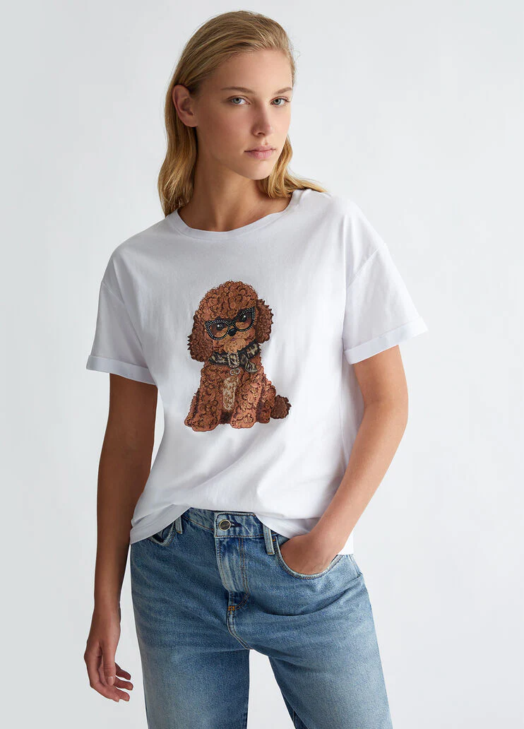 T-shirt with print and appliqués