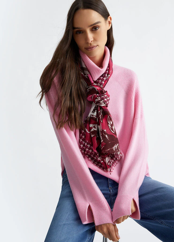 Floral chequered stole