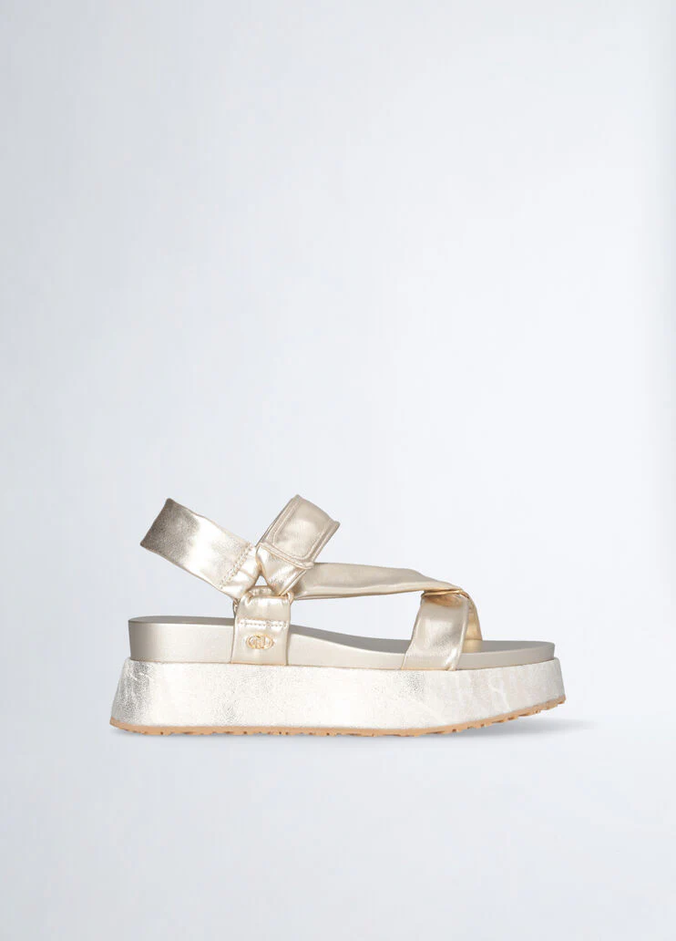 Platform sandals