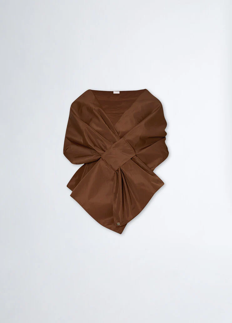 Black stole with bow