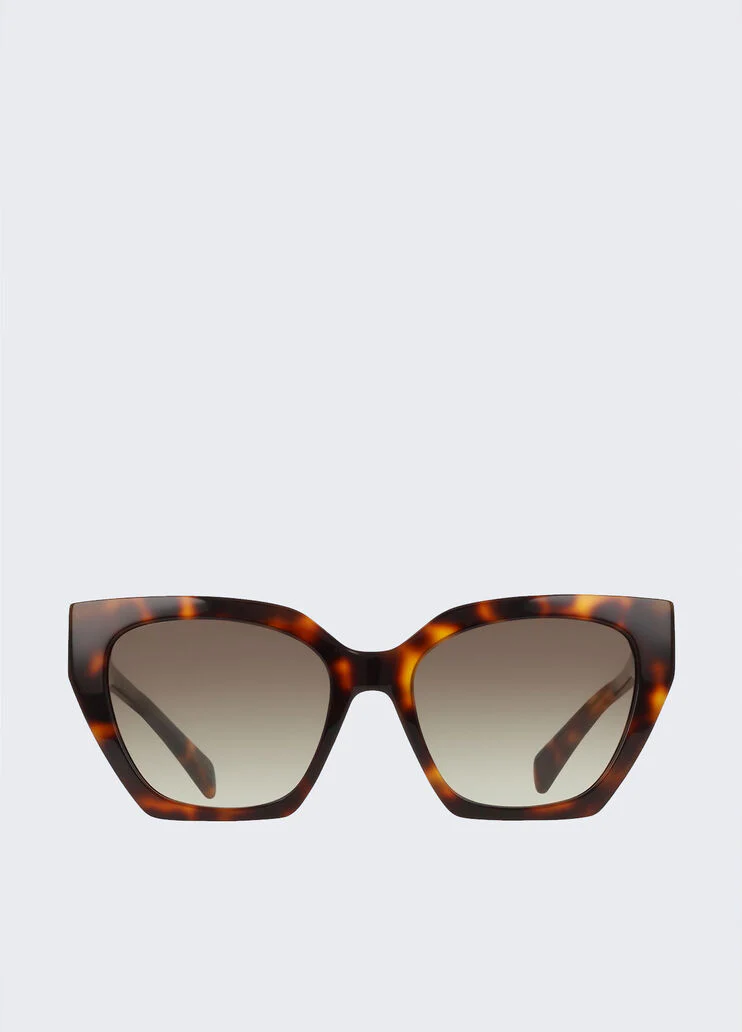 Cat-eye sunglasses
