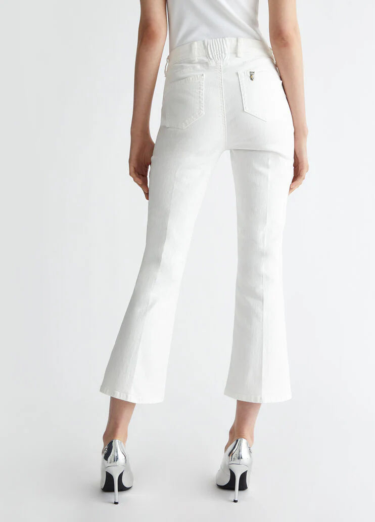 Cropped Bottom Up jeans