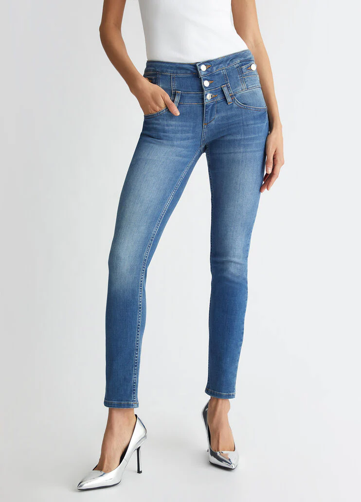 High-waisted skinny jeans
