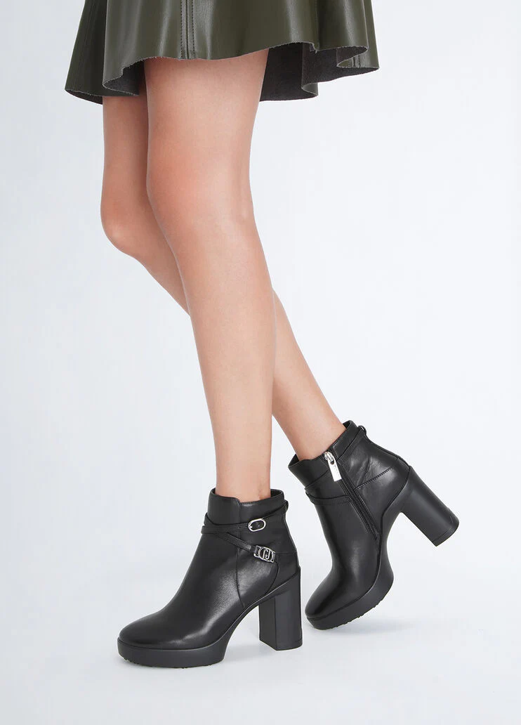 Black ankle boots in leather
