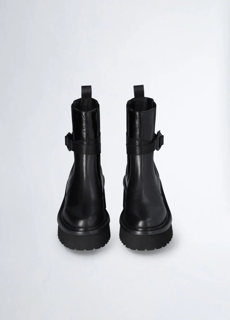 Leather beatles ankle boots