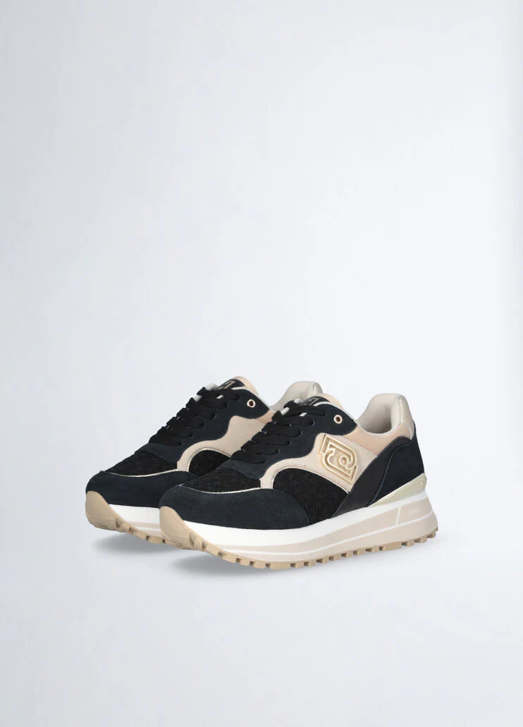 Platform sneakers with floral embroidery