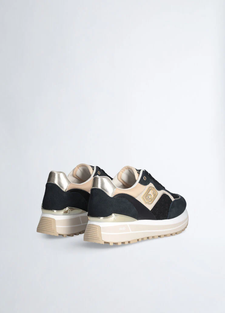 Platform sneakers with floral embroidery