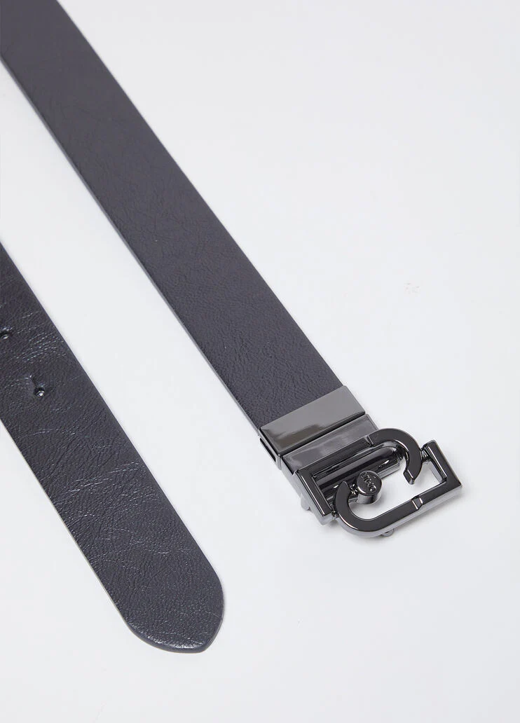 Reversible belt with logo buckle