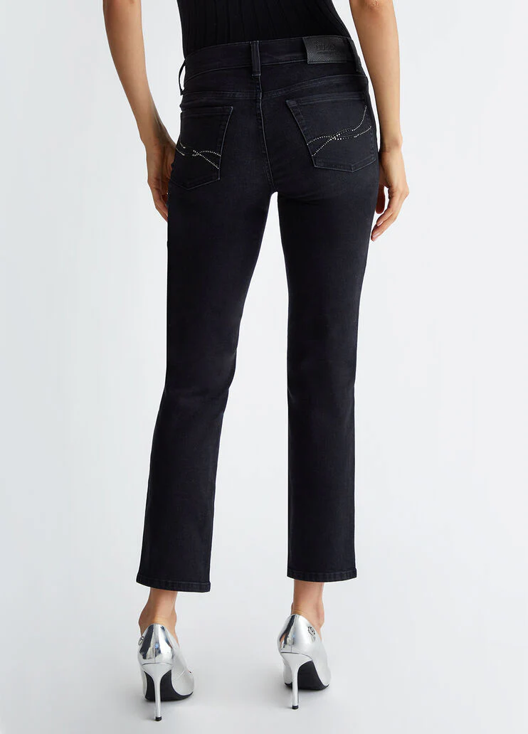 Stretch slim-fit jeans