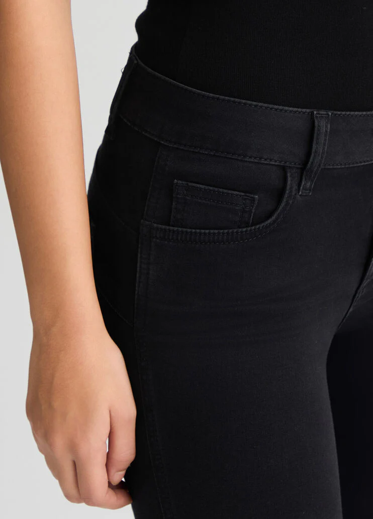 Black skinny jeans with slit