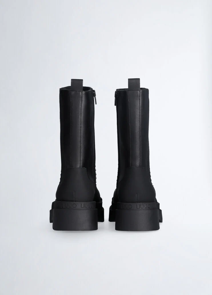 Black ankle boots in leather