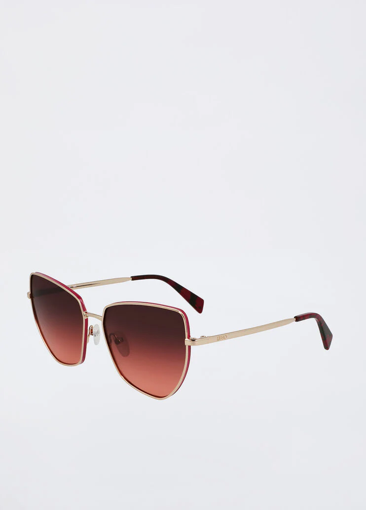 Cat-eye sunglasses