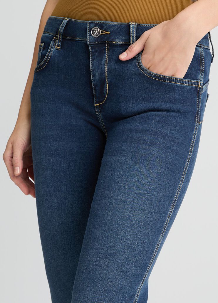 Dark blue skinny jeans with slit
