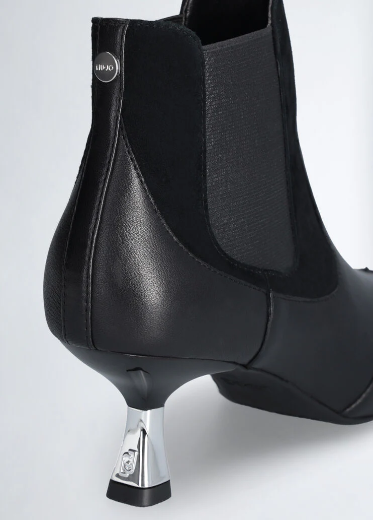Black ankle boots in leather