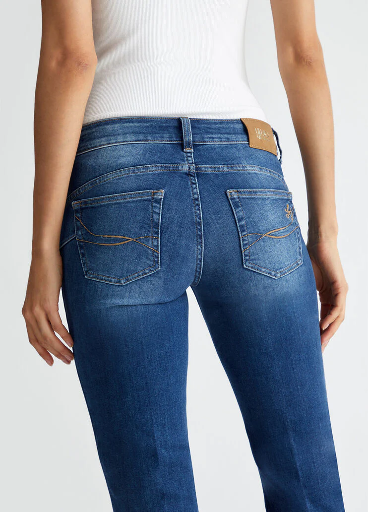 Stretch flared jeans