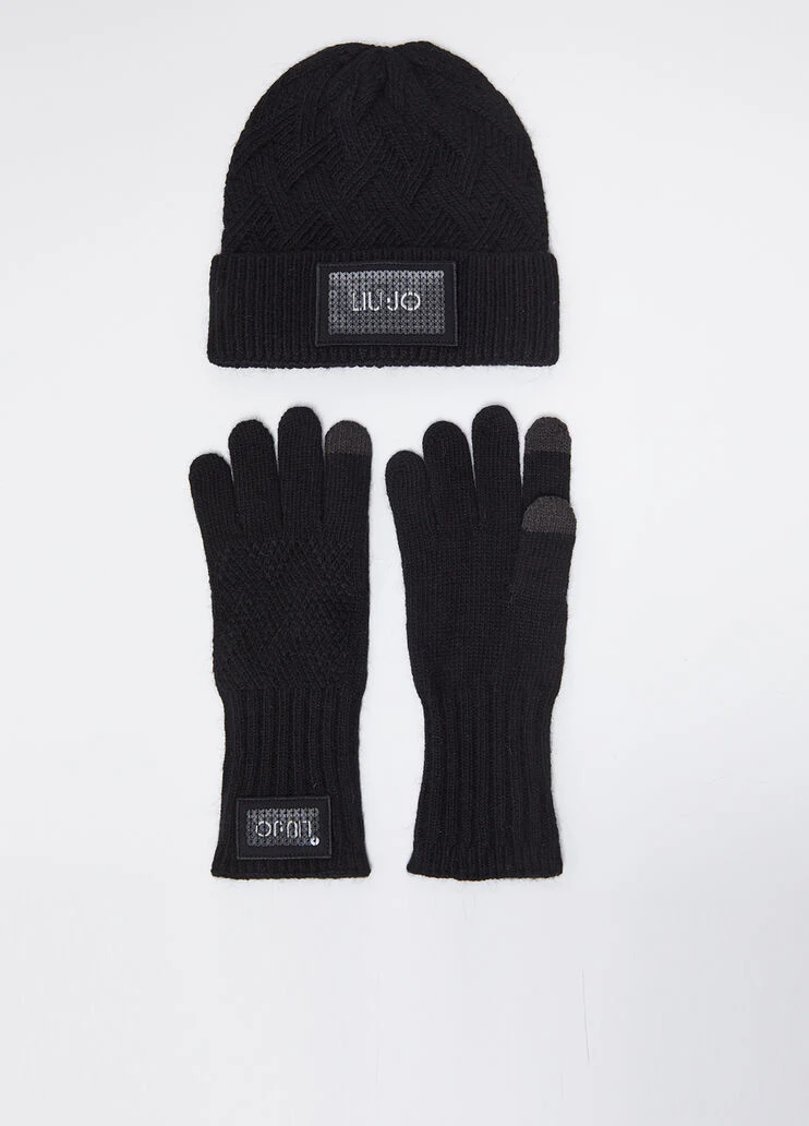 Hat and gloves set