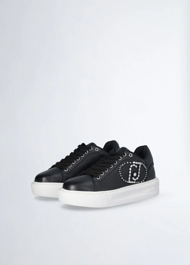 Sneakers with jewel logo