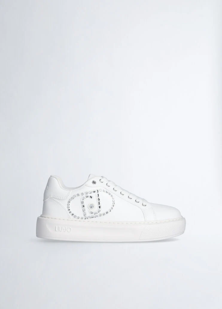 Sneakers with jewel logo