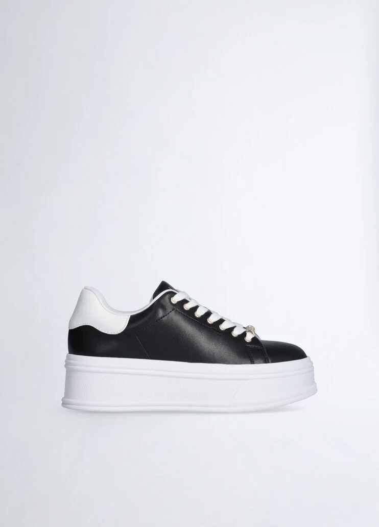Black leather platform sneakers