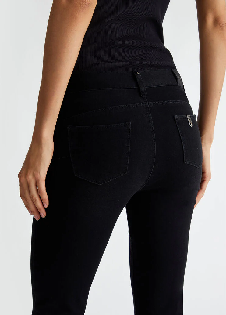 Cropped bootcut jeans