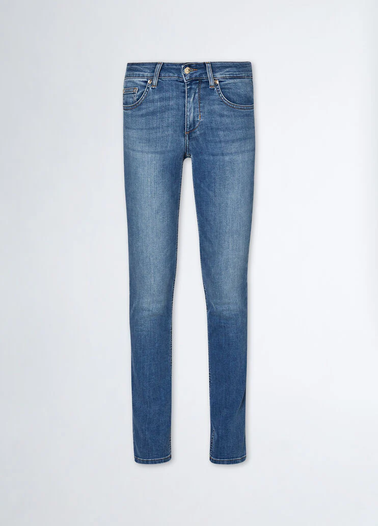 Slim fit jeans