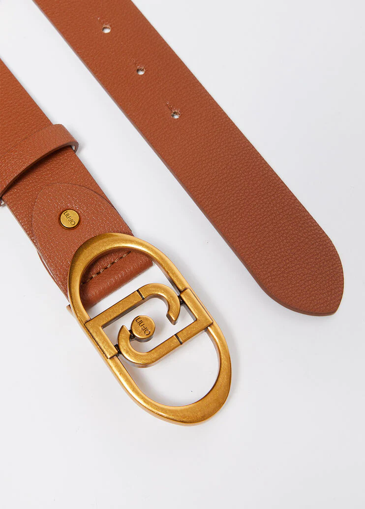 Drummed belt with logo