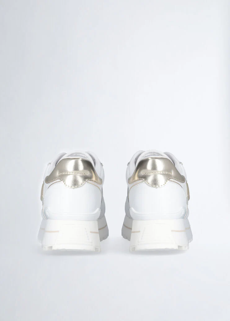 Leather platform sneakers