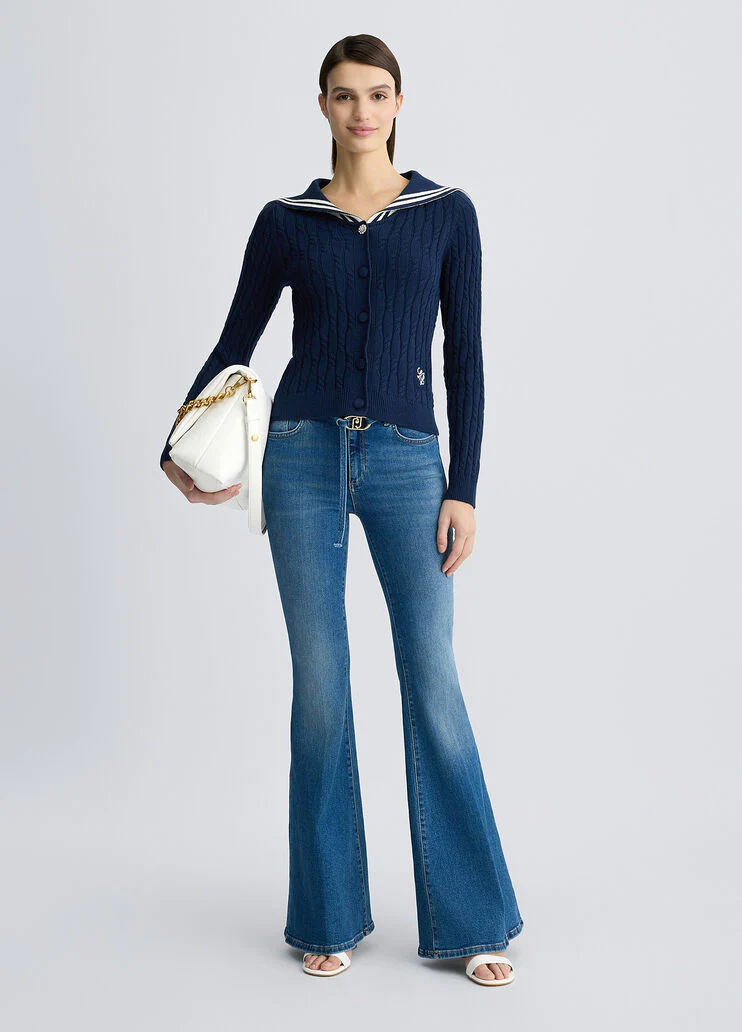 Bootcut jeans with belt