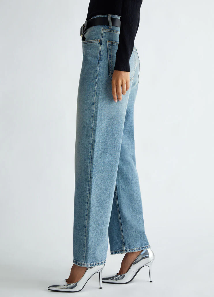 High-waisted straight-leg jeans