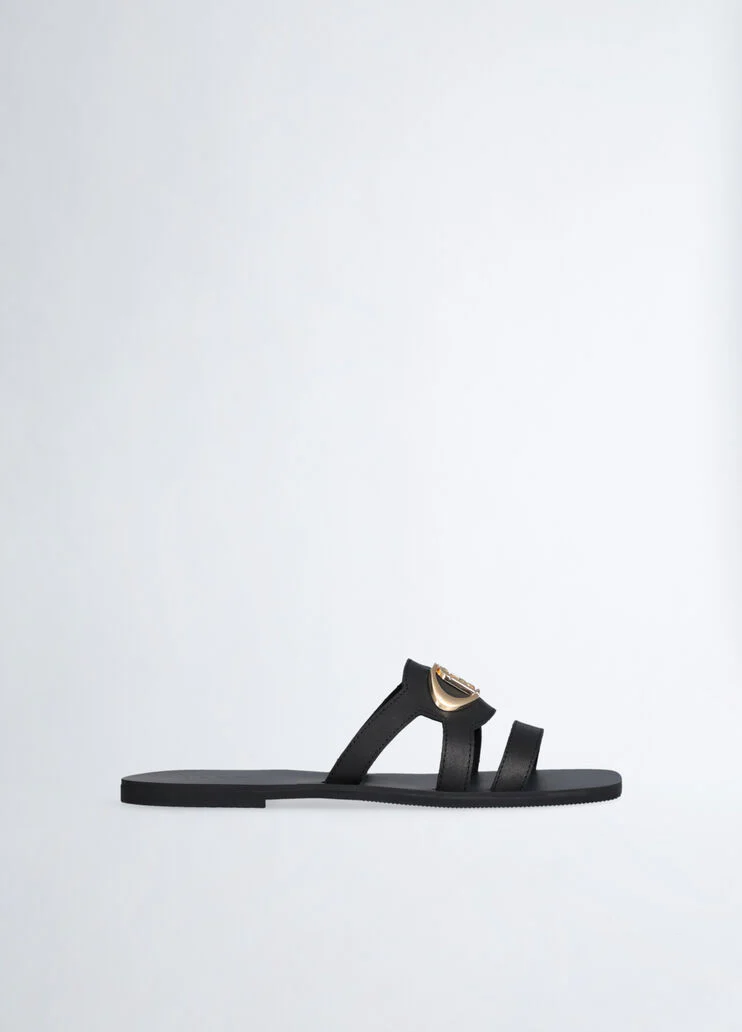Flat sandals with logo