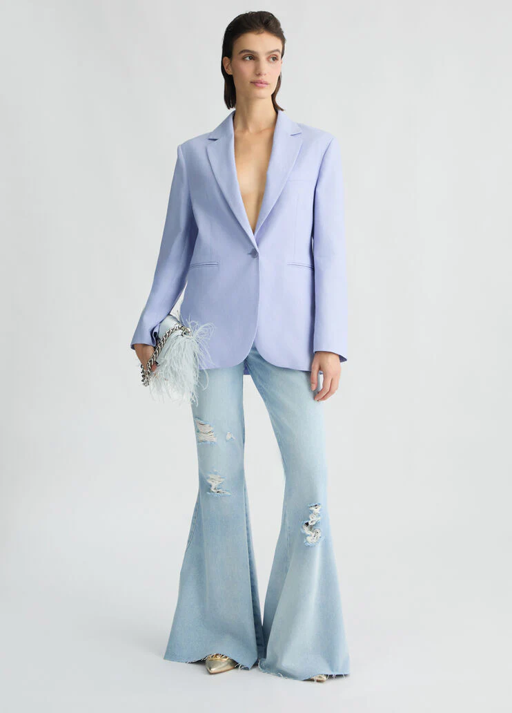 Low-rise flared jeans