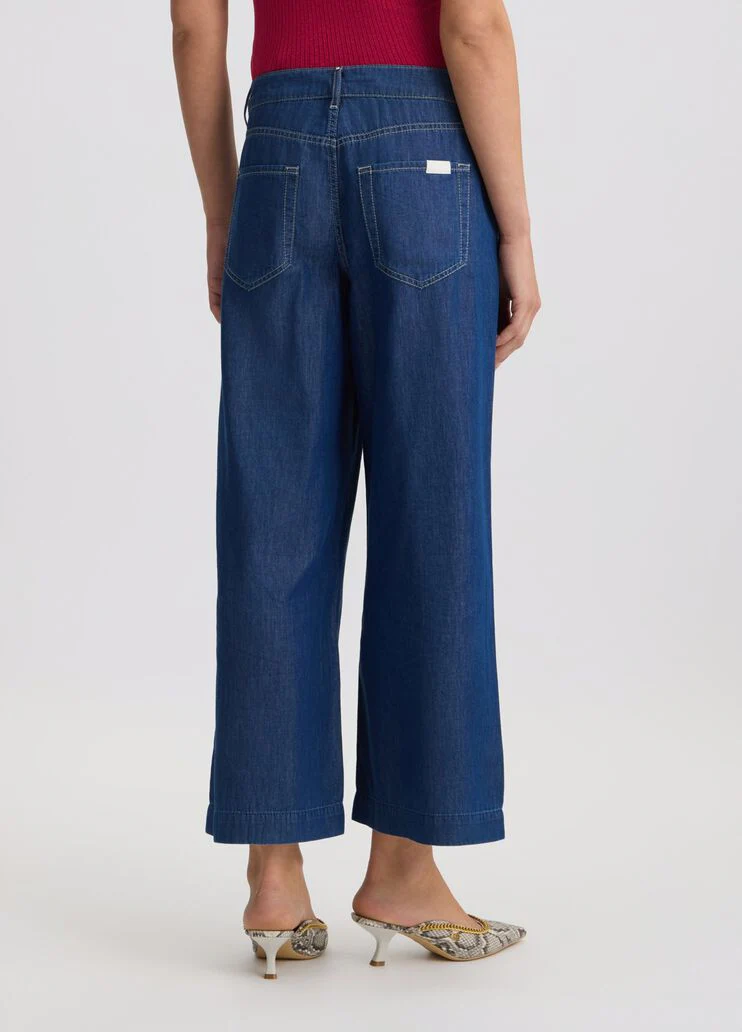 Cropped flared jeans